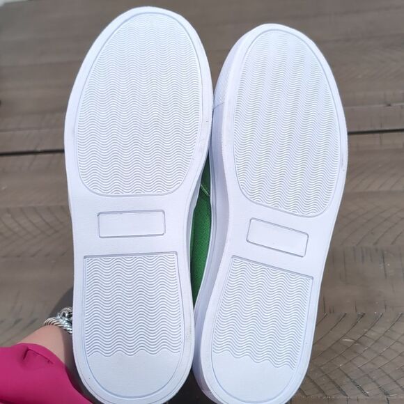 Philadelphia Phillies Canvas Slip On Sneakers Womens Sz 7 NWOT - Picture 9 of 10